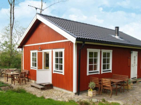 Cozy Holiday Home in Dronningm lle with Terrace, Gilleleje